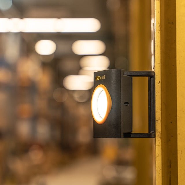 LED's Work Compacte LED Werklamp 1000 - Met oplaadbare accu – Dimbaar in 10 stappen – IP65 Werklampen LED.nl
