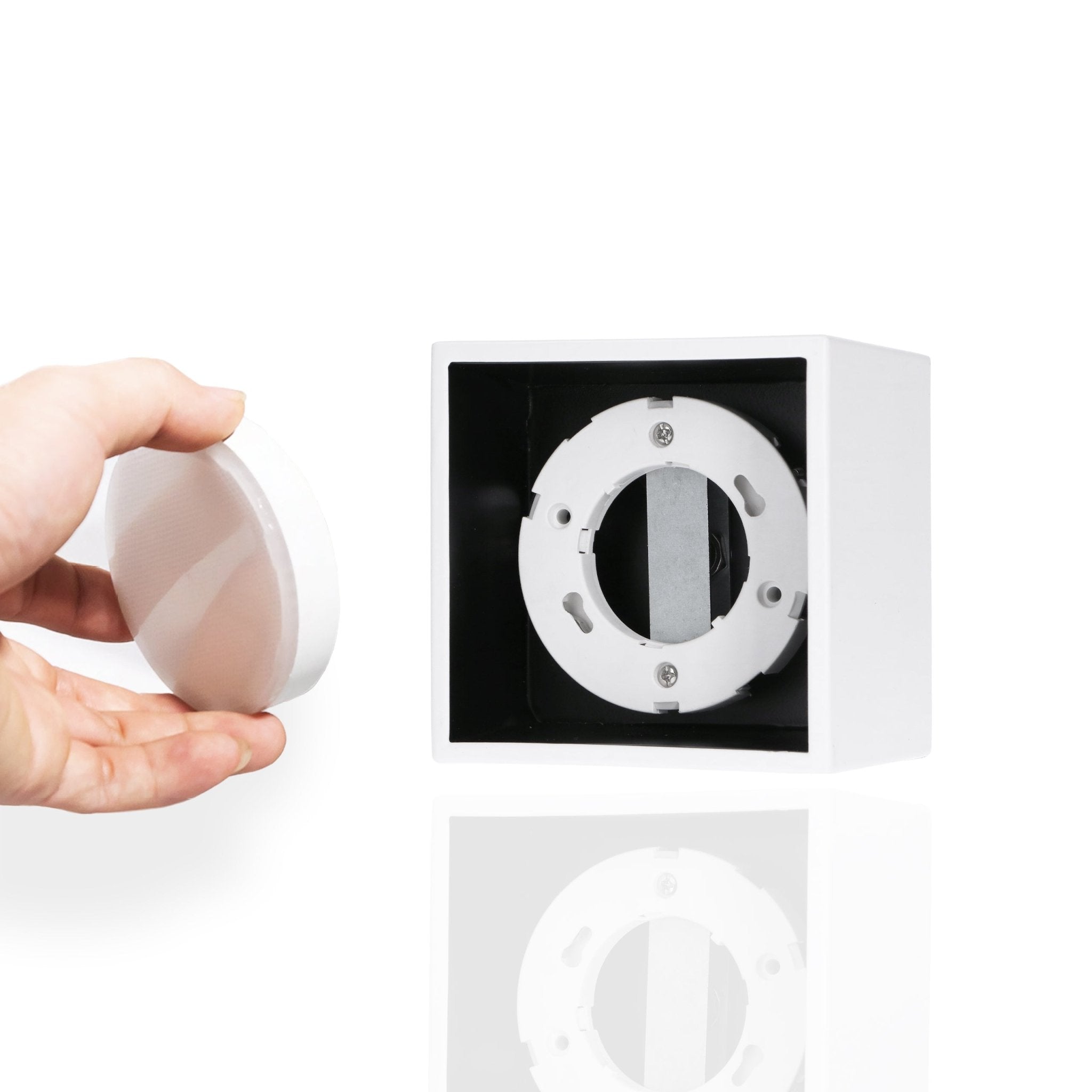 LED's Light Cube LED Plafondlamp - 1 lichtpunt - Draaibaar licht - Staal - 10 x 8 cm - Wit Plafondlampen LED.nl