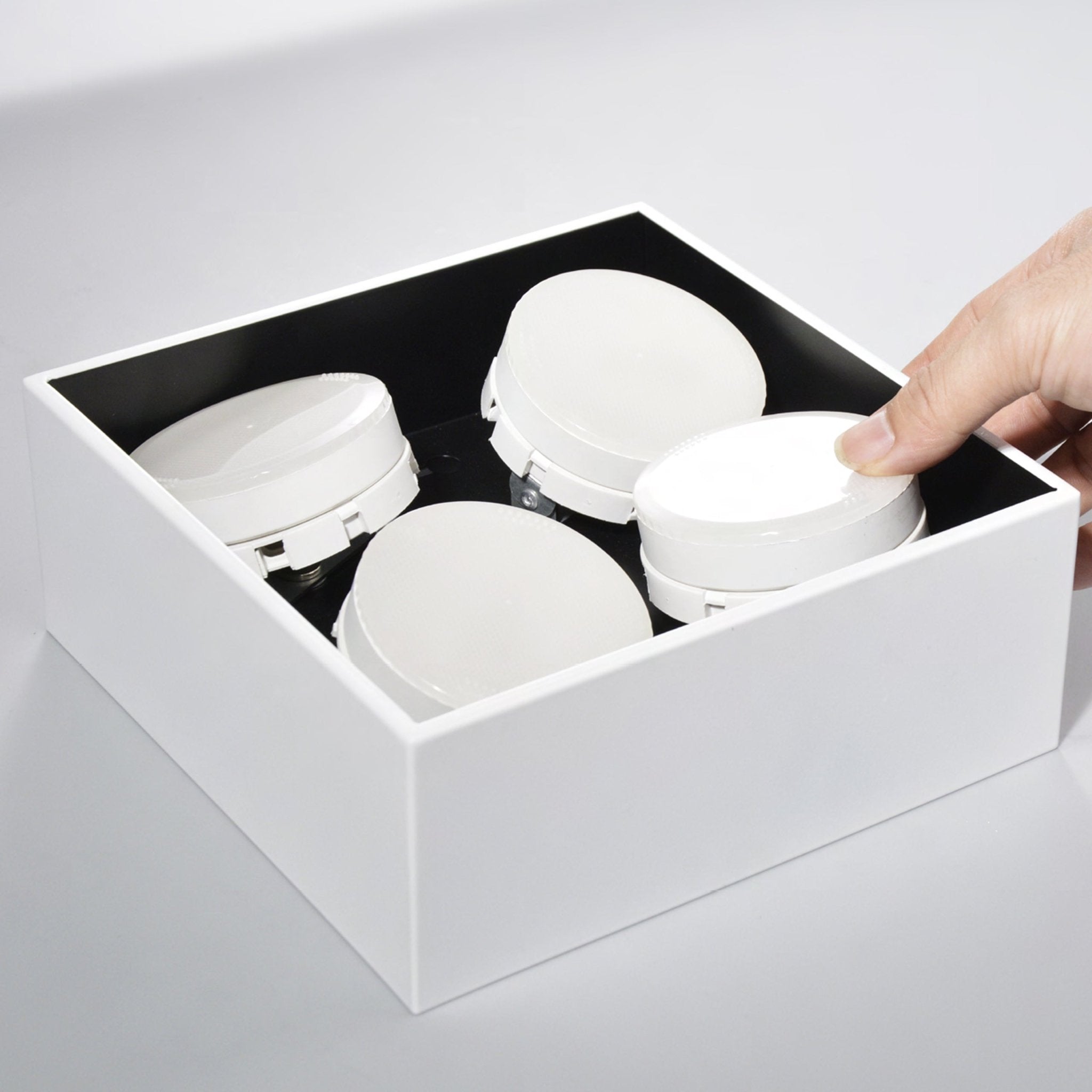 LED's Light Cube LED Plafondlamp - 4 lichtpunten - Draaibaar licht - Staal - 20 x 20 cm - Wit Plafondlampen LED.nl