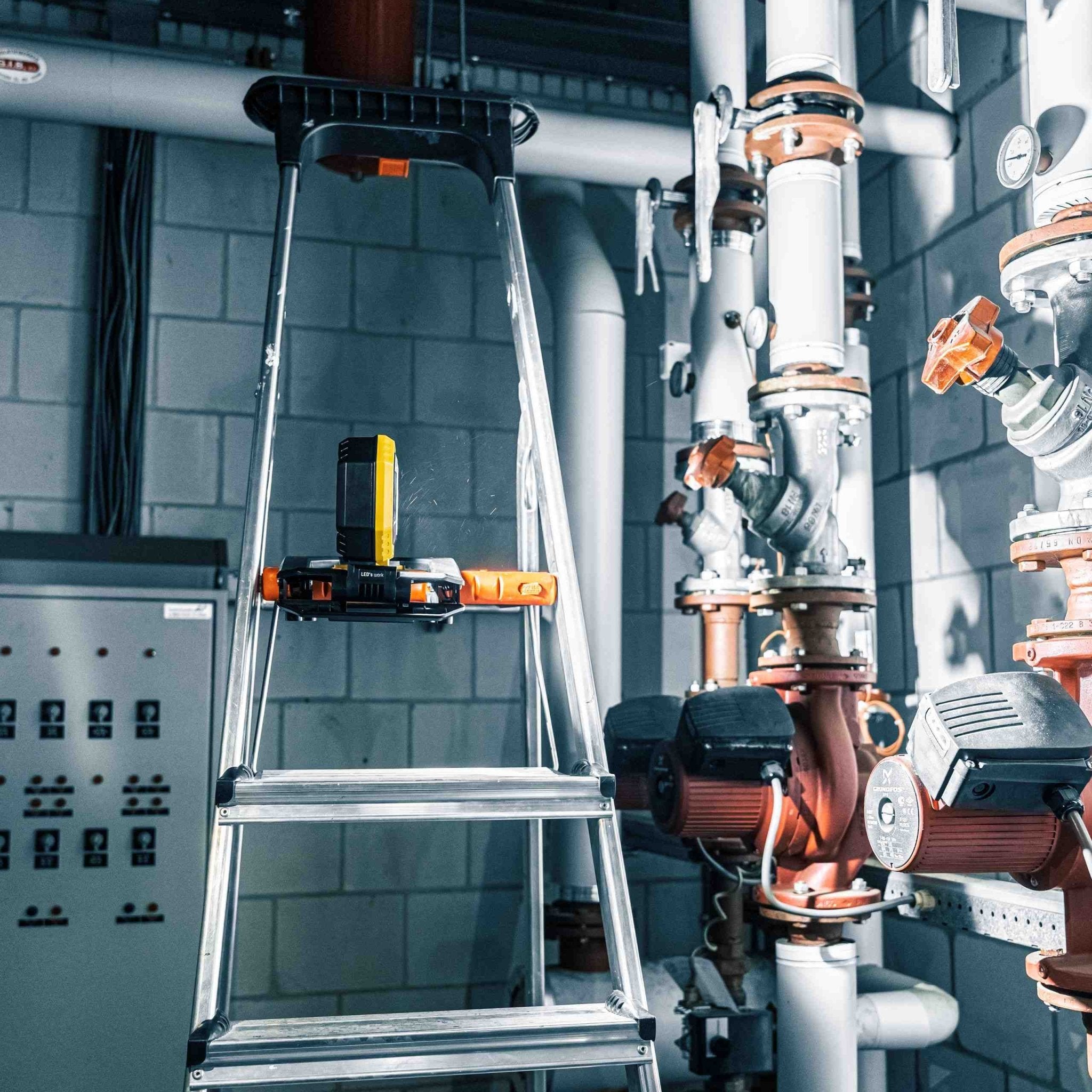 LED's Work Oplaadbare Werklamp 1500 - Met accu oplaadbaar - Draadloos - IP54 waterbestendig Werklampen LED.nl