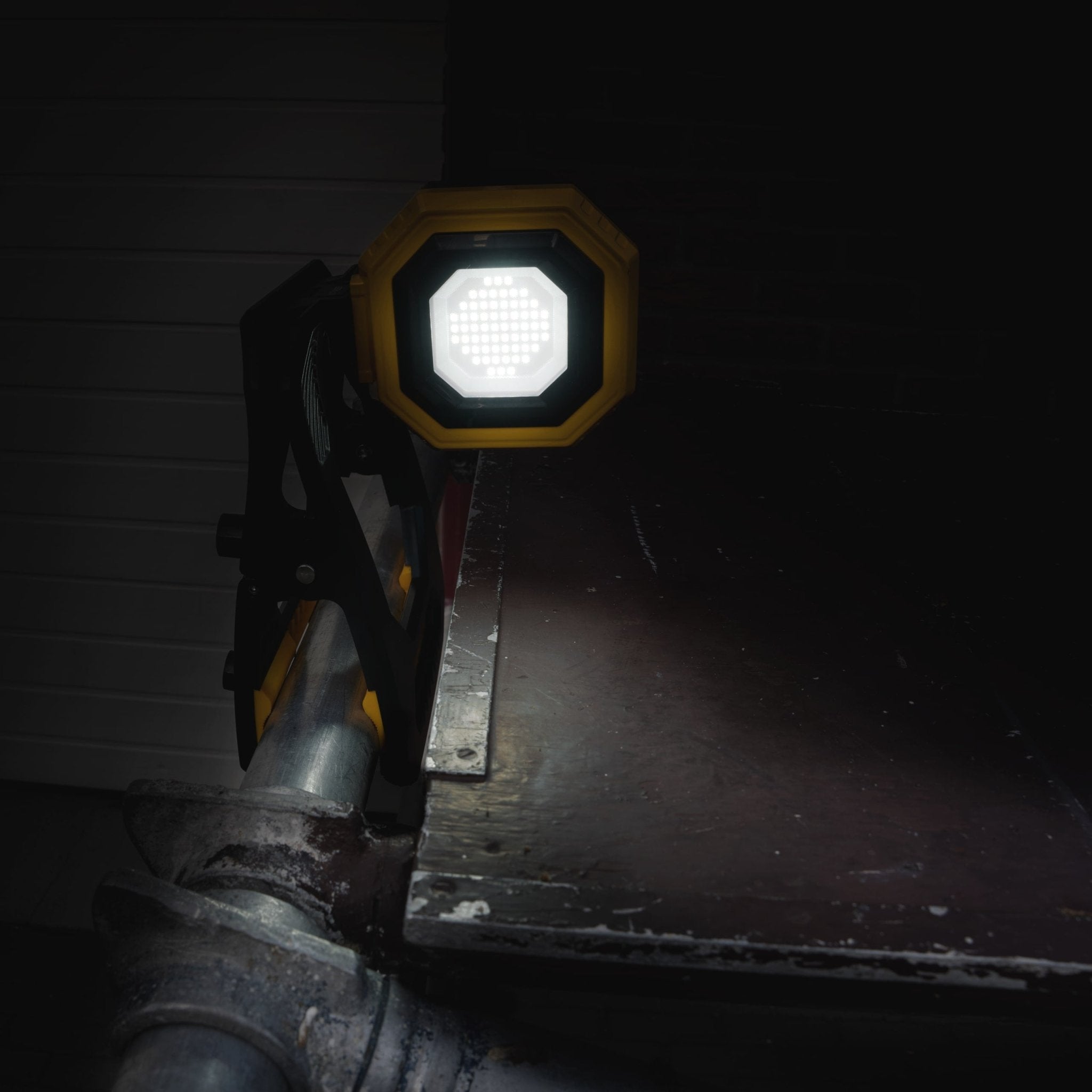 LED's Work Oplaadbare Werklamp 1500 - Met accu oplaadbaar - Draadloos - IP54 waterbestendig Werklampen LED.nl