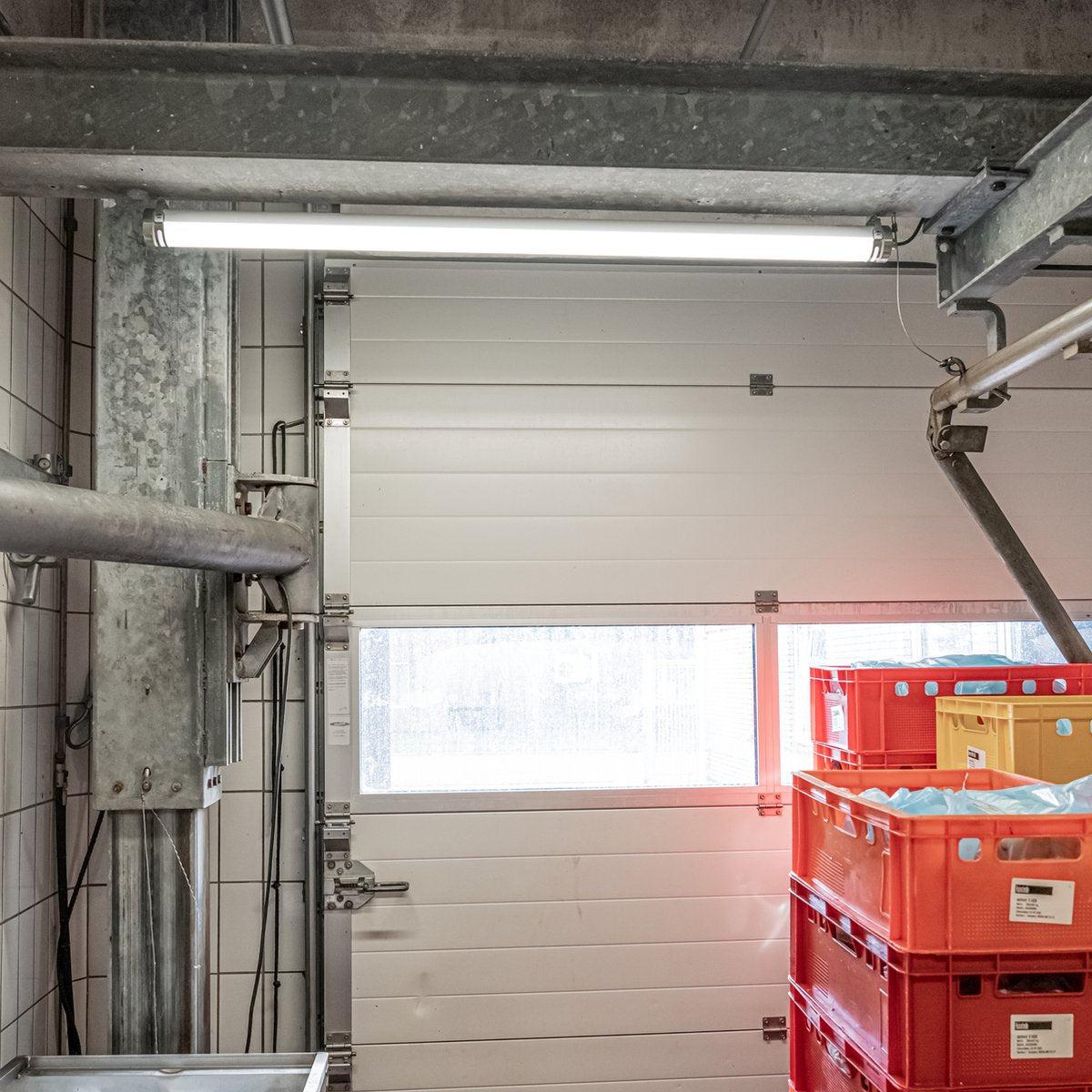 LED's Light Pro FarmPro LED TL armatuur 150 cm - Agrarische LED TL verlichting - Ammoniak- en waterbestendig - IP69K - IP67 TL verlichting LED.nl