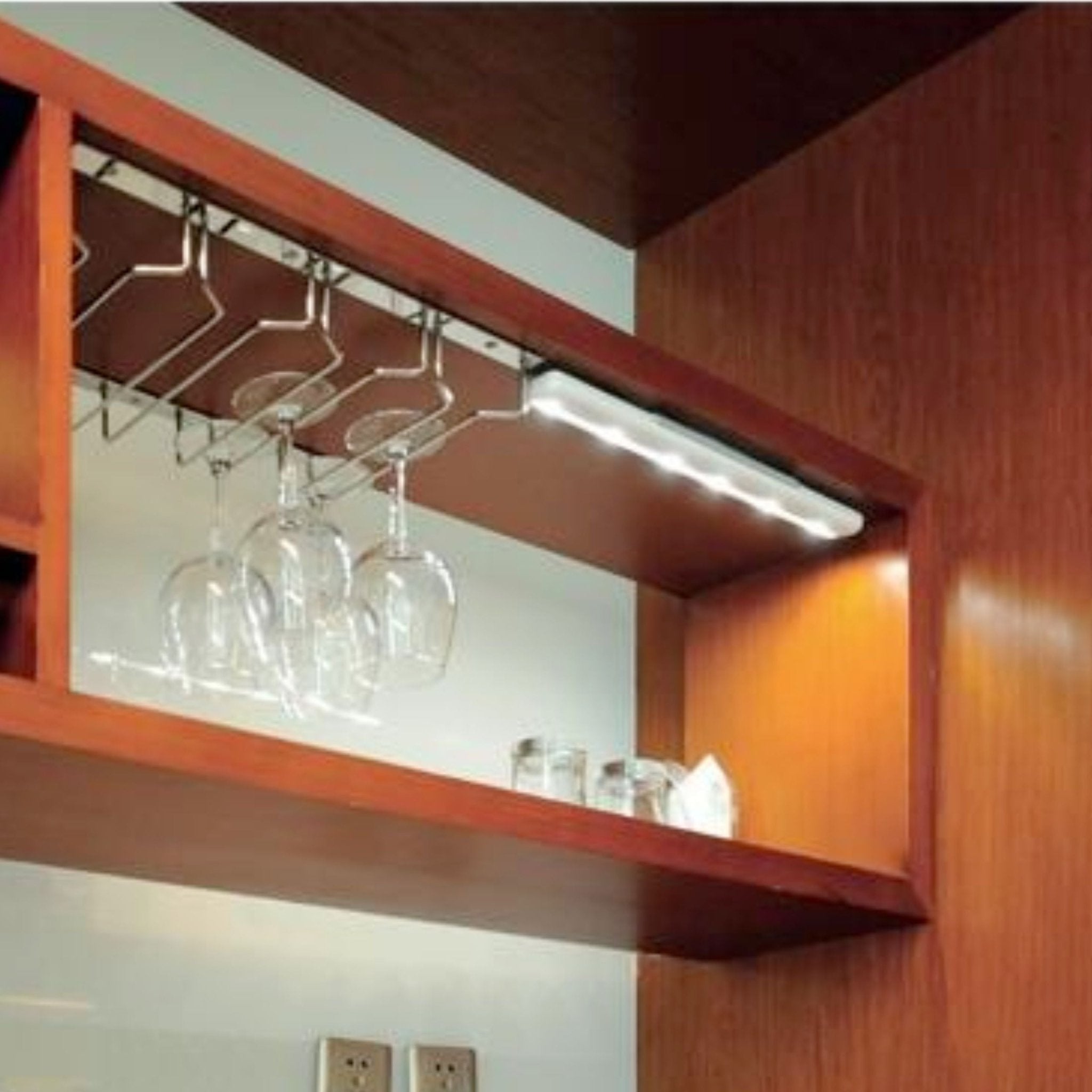 LED kast- en keukenlamp met sensor - Draadloos op batterijen - 25 cm Kastverlichting LED.nl