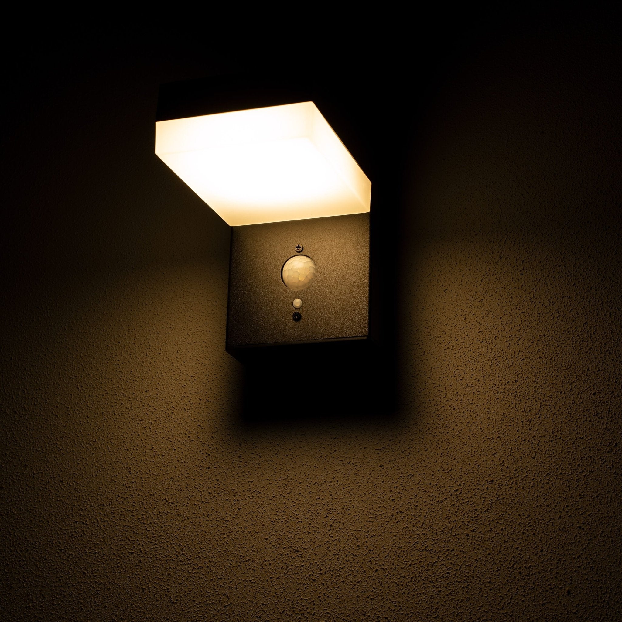 LED's Light RVS Solar LED Muurlamp met Bewegingssensor - Draadloos - Vierkant - 3 standen - Zwart Buitenlampen LED.nl