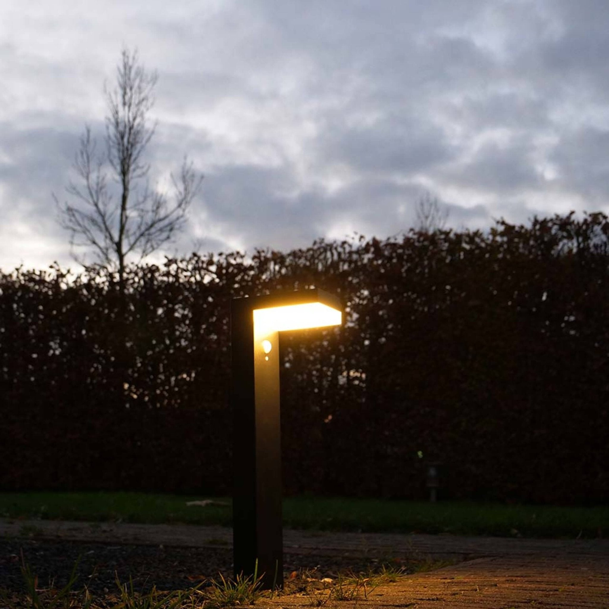 LED's Light RVS Solar LED Tuinlamp Paallamp met Bewegingssensor - Draadloos - 3 standen - Zwart Buitenlampen LED.nl