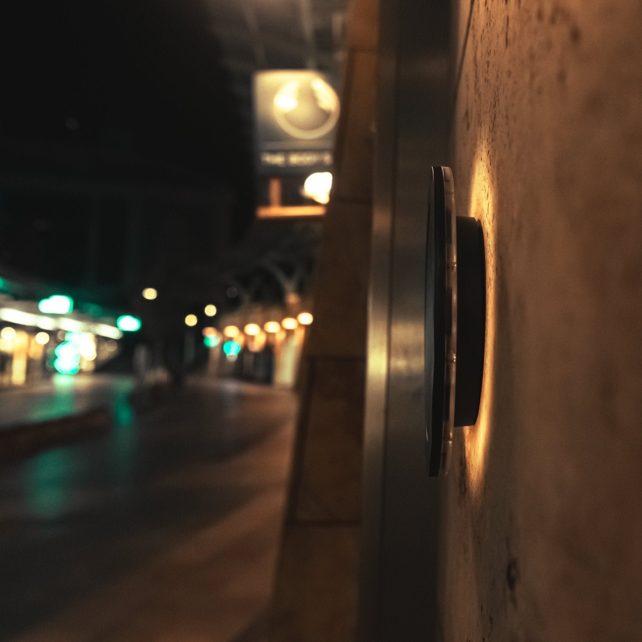 LED's Light Solar Wandklok voor Buiten - Draadloos op zonne-energie - Automatisch aan/uit - 22 cm Wandlampen LED.nl