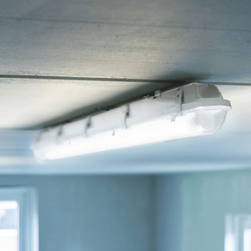 6er-Pack – Doppelte LED-Leuchtstofflampe 150 cm – inklusive LED-Röhren – für Innen und Außen – 6120 lm – 2 x 16,5 W – 4000 K – 185 lm/W – Energieeffizienzklasse B - LED.de