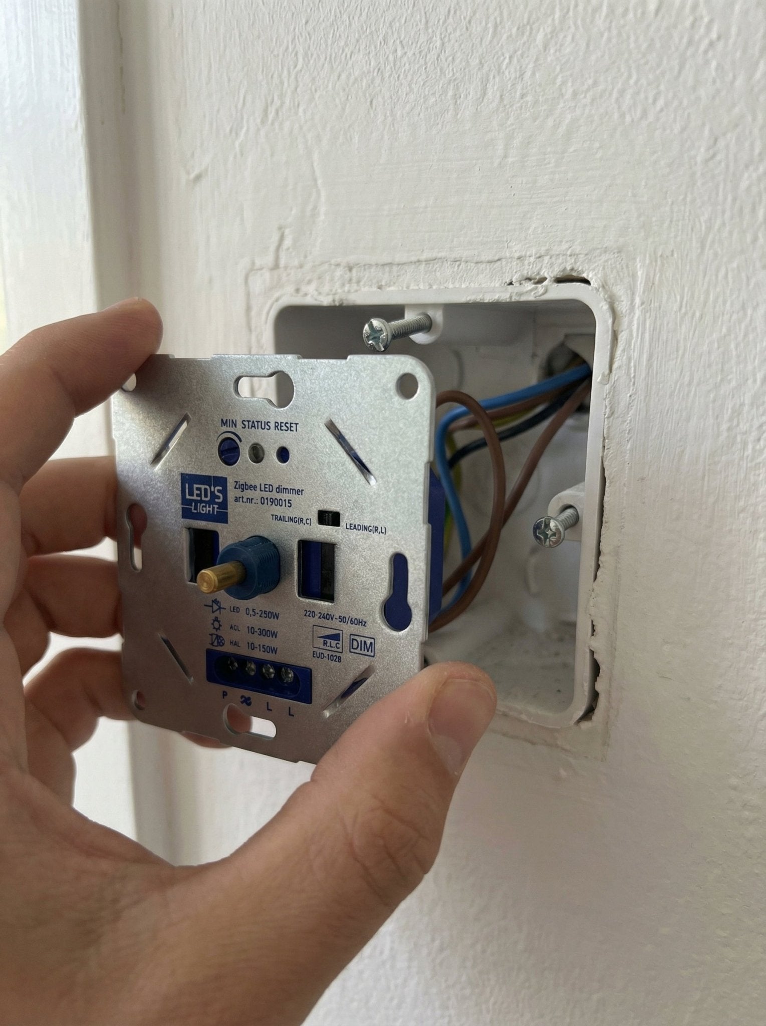 LED's Light Smart Zigbee LED dimmer - 300 watt - Geschikt voor fase afsnijding (trailing edge) & fase aansnijding (leading edge) - Inbouw dimmer - Universeel Dimmers LED.nl