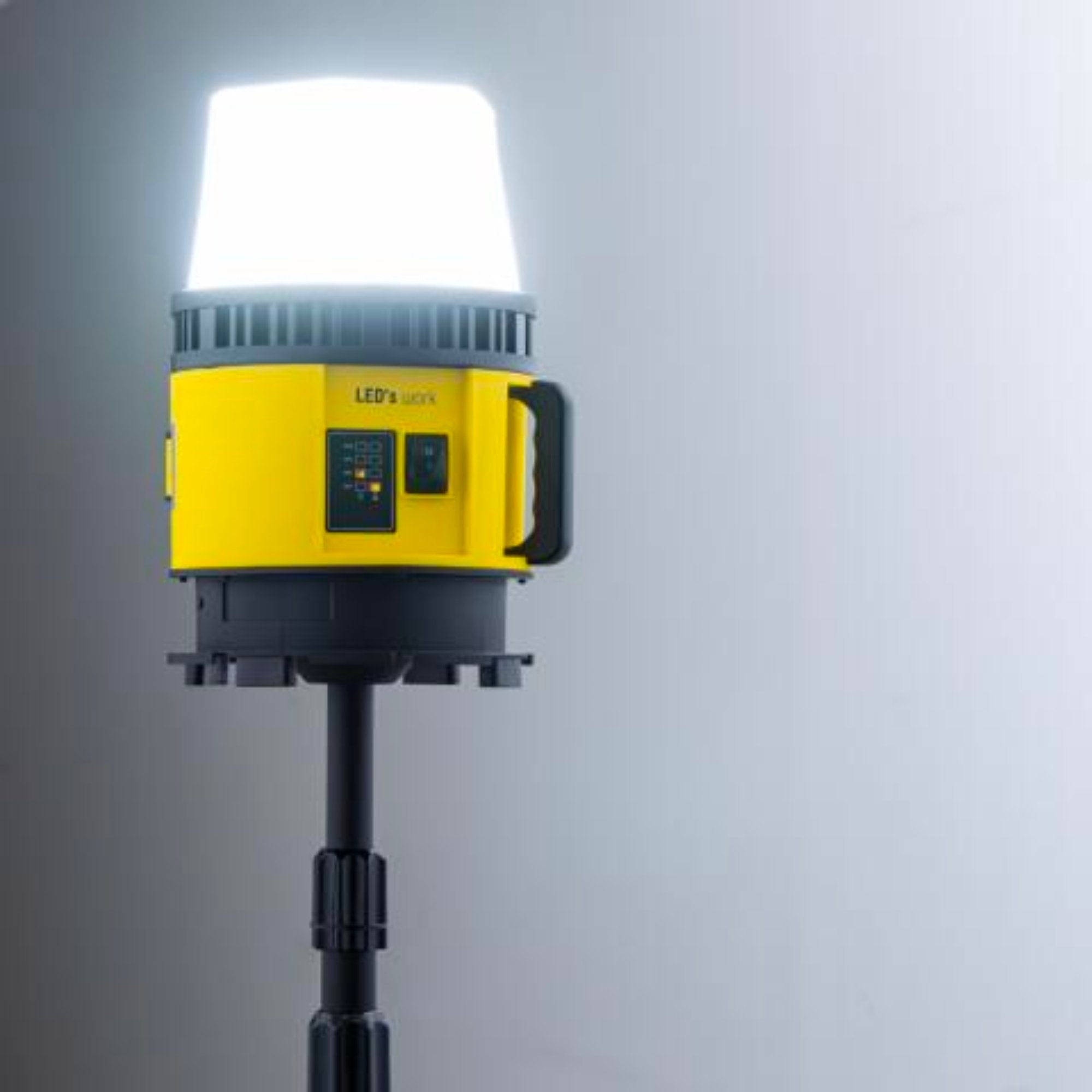 LED's Work 18V Portable LED Bouwlamp 6000lm - Universeel oplaadbaar met 18V accu - 60W LED.nl