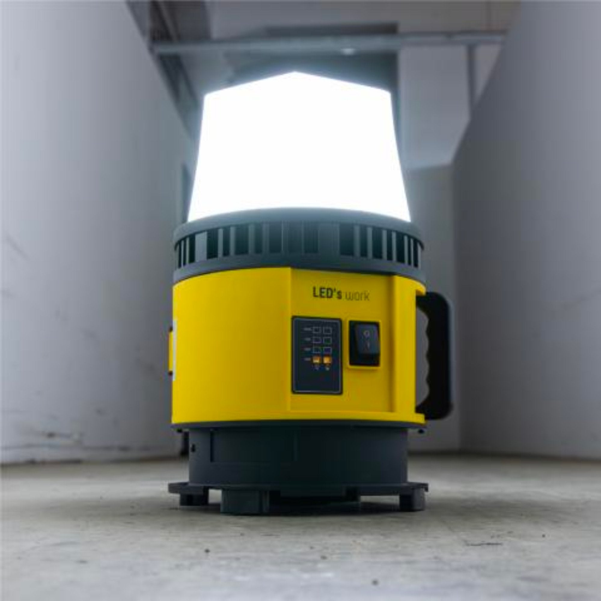 LED's Work 18V Portable LED Bouwlamp 6000lm - Universeel oplaadbaar met 18V accu - 60W LED.nl