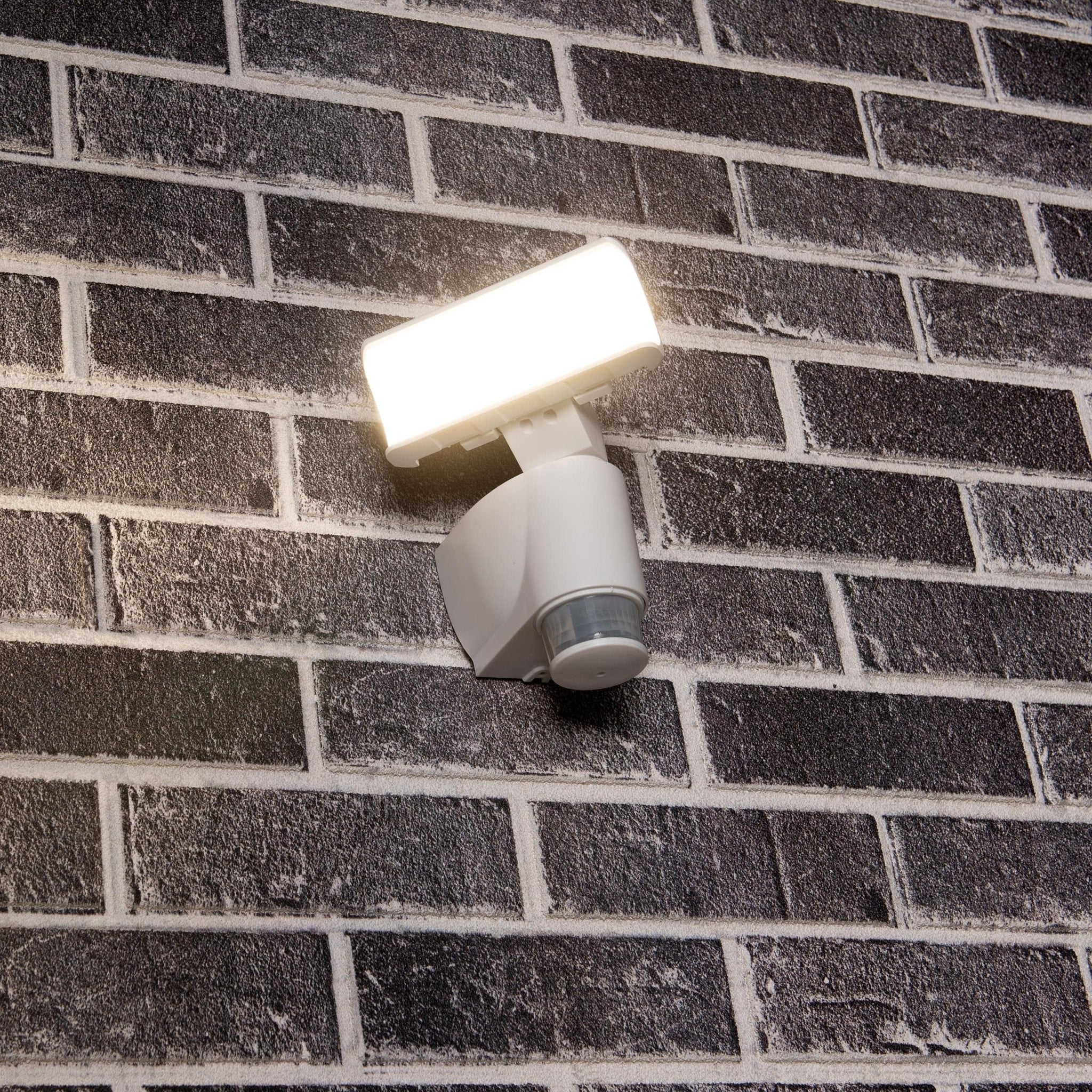 LED's Light LED Schijnwerper met Sensor - Automatische bewegingsvolging - Wit Lichtbronnen Led.nl
