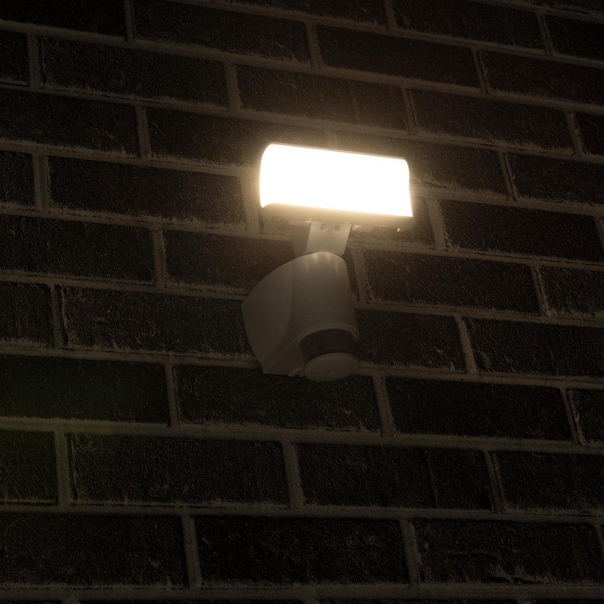 LED Buitenlamp met bewegingssensor - Licht volgt beweging - Kantelbaar - IP44 - Wit - LED.nl