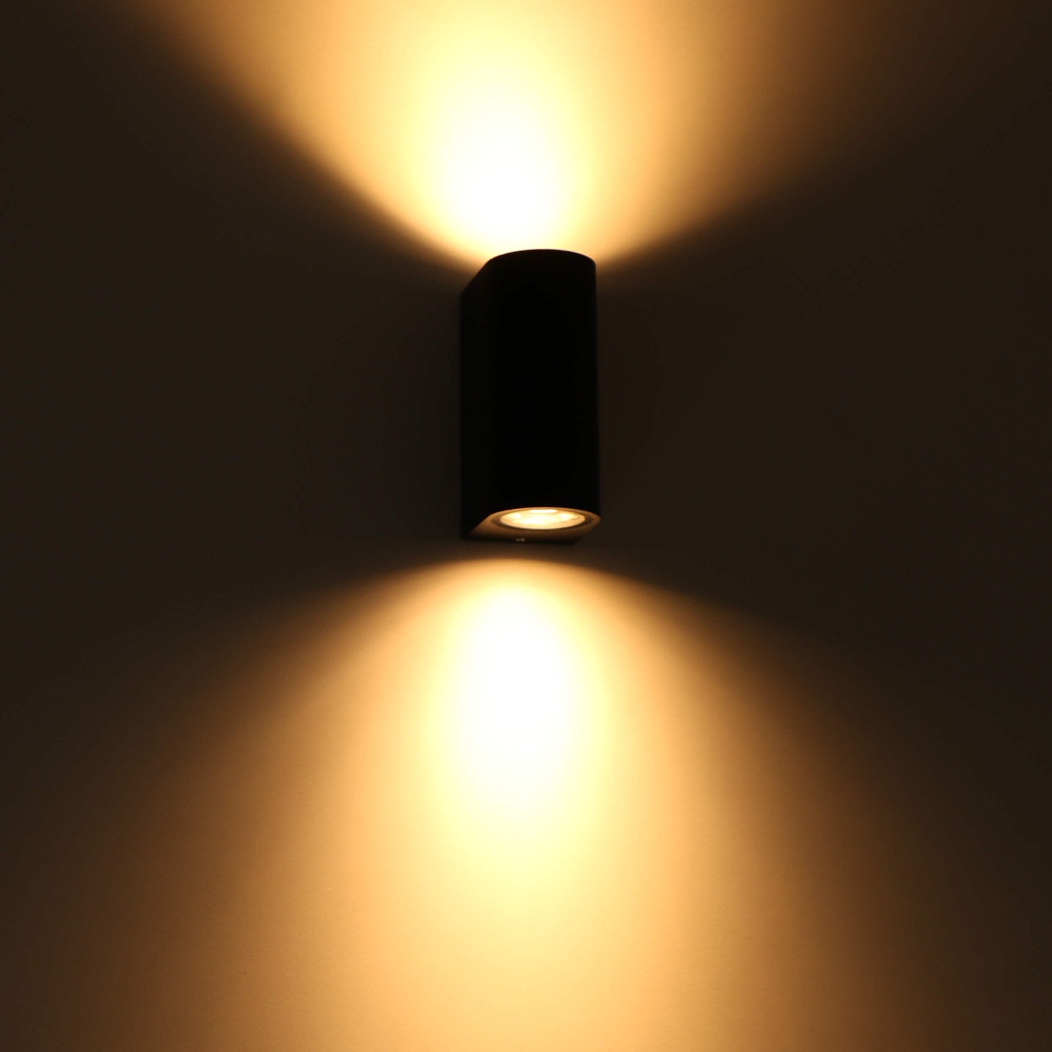 LED's Light LED Wandlamp buiten - Cilinder met 2 x GU10 fitting - Model Sapri - IP44 - Zwart Wandlampen LED.nl