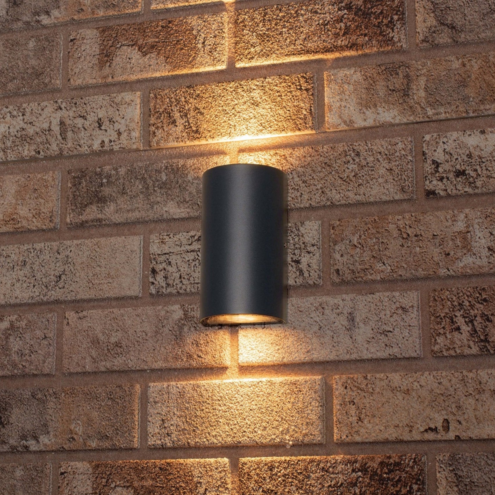 LED Wandlamp buiten - Halve cilinder met 2 lichtpunten - Siena - IP44 - Antraciet - LED.nl