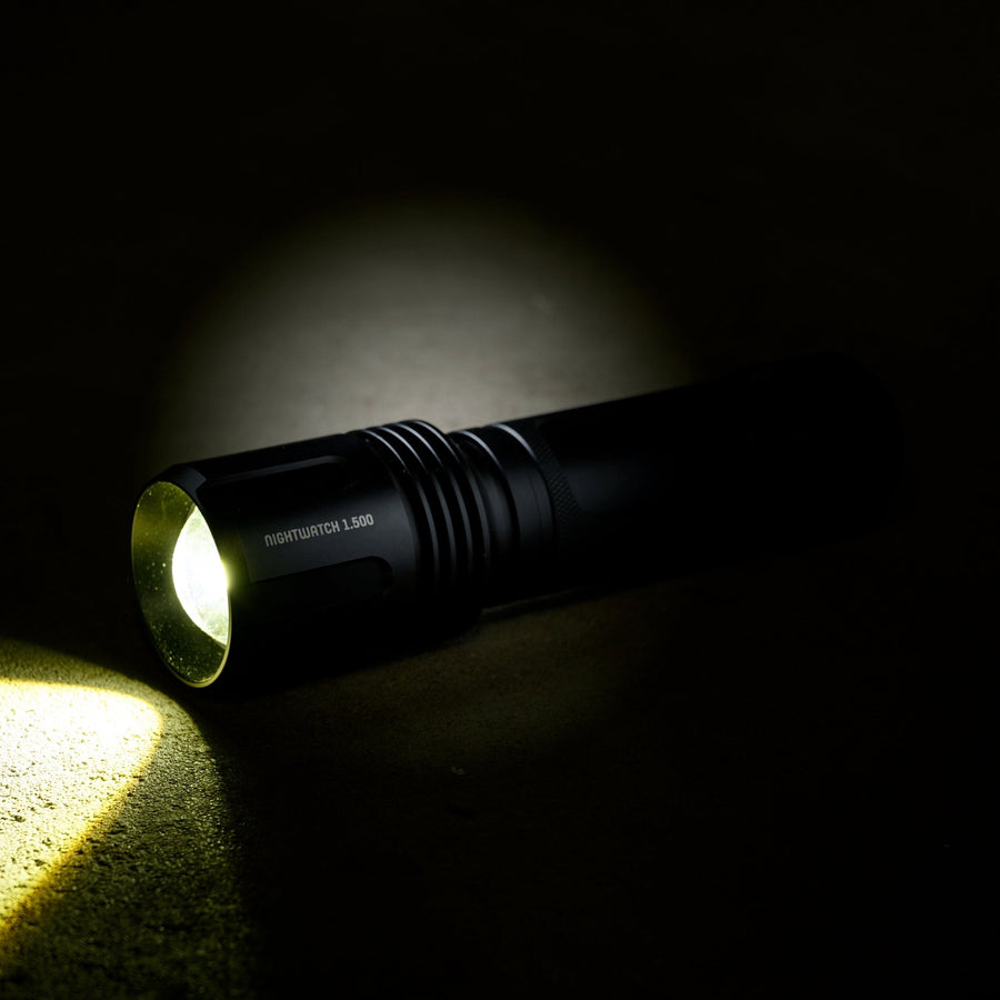 LED's Work Professional LED Flashlight with Zoom Function 1500 - Waterproof - Dimmable - LED.nl