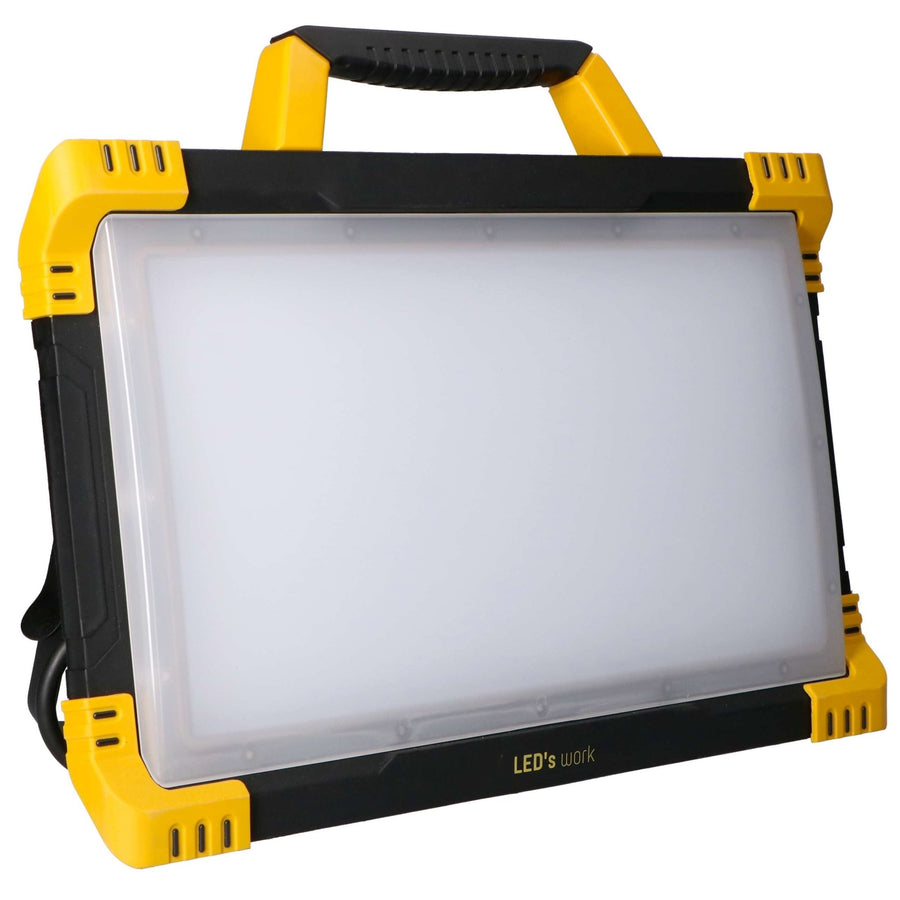 LED's Work Construction Lamp 9200 - 2 extra sockets - 5 meter cord - IP54 water and dust resistant - LED.nl