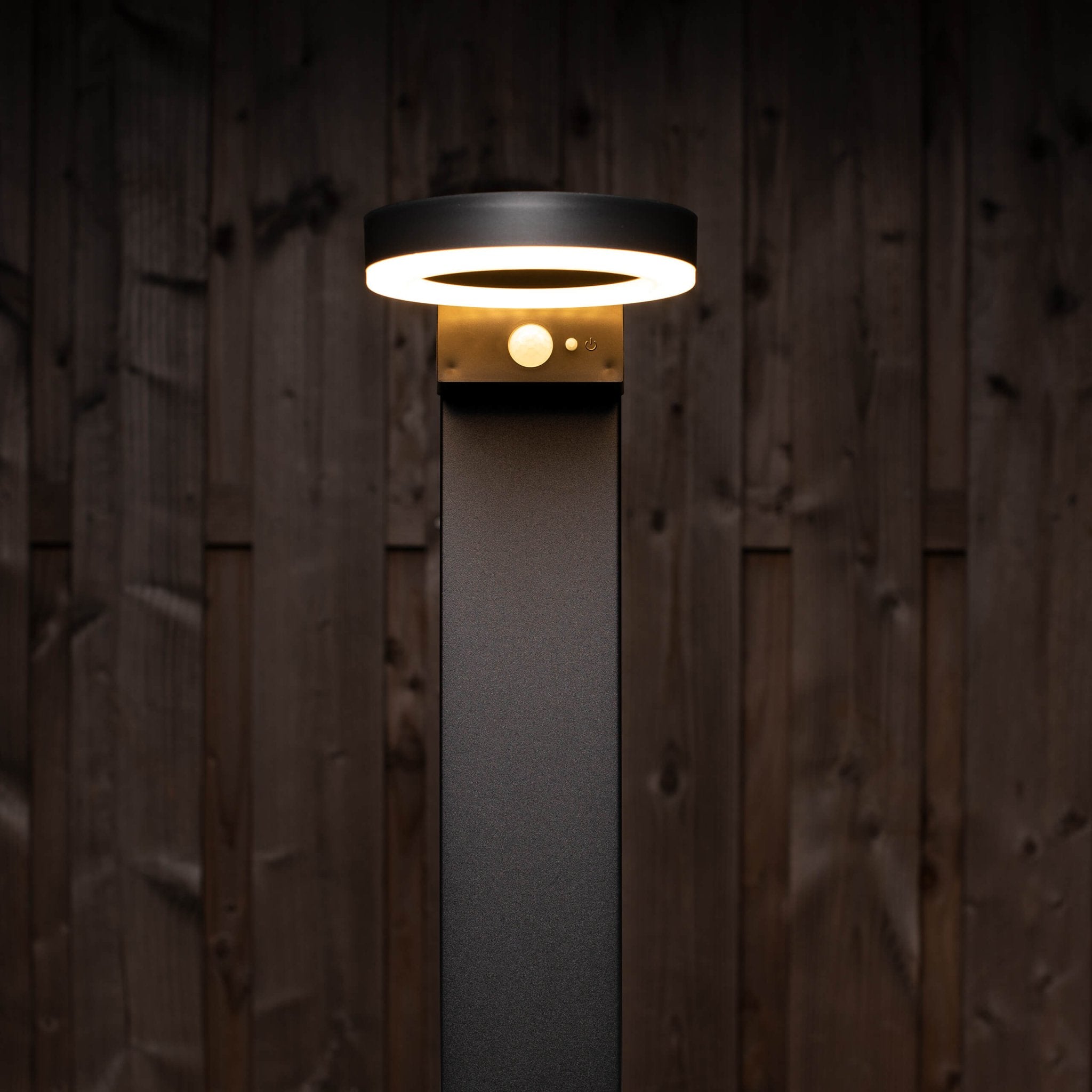 RVS Solar LED Tuin Lantaarnpaal met bewegingssensor - Draadloos - 3 standen - Zwart - LED.nl